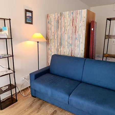 Sidera Comodo E Luminoso Loft Centro Paese E - Di Loft Accogliente E Curato דרביו