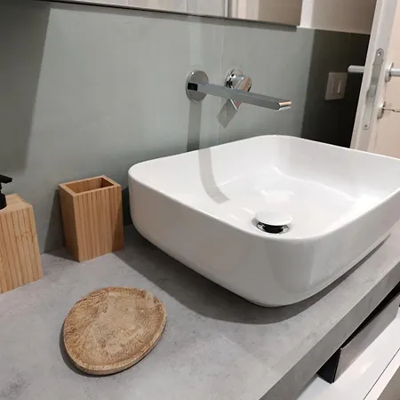 דירה Sidera Comodo E Luminoso Loft Centro Paese E - Di Loft Accogliente E Curato דרביו