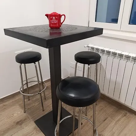 Sidera Comodo Centro Paese E - Di Accogliente E Nuovo Apartmán *